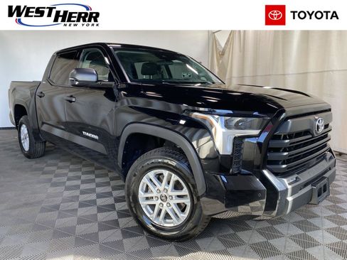Used 2023 Toyota Tundra SR5 w/ SR5 Convenience Package AWD/4WD image 1