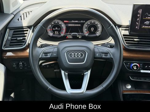 Used 2022 Audi Q5 2.0T Premium Plus w/ Premium Plus Package AWD/4WD image 14
