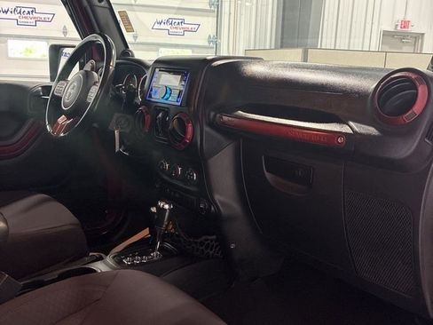 Used 2013 Jeep Wrangler Unlimited Sport image 30