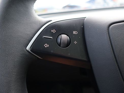 Used 2025 Tesla Model 3 Long Range RWD image 38