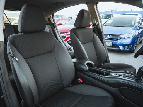 Used 2019 Honda HR-V LX image 13