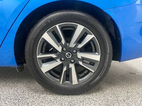 Used 2021 Nissan Versa SV image 27