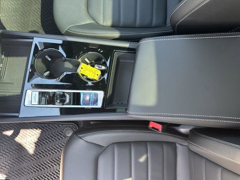 New 2026 Volkswagen Atlas Cross Sport SEL R-Line image 28