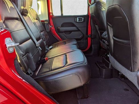 Used 2021 Jeep Wrangler Unlimited Sahara image 19