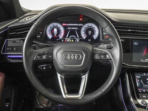 Used 2022 Audi Q8 Premium Plus w/ Premium Plus Package image 30