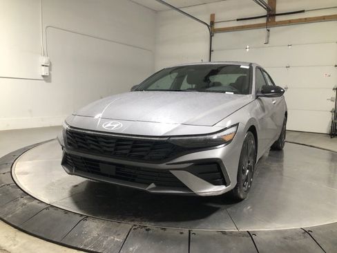 New 2026 Hyundai Elantra SEL Sport w/ Cargo Package image 3