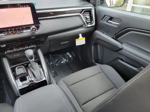 New 2026 GMC Canyon Elevation w/ Convenience Package image 17