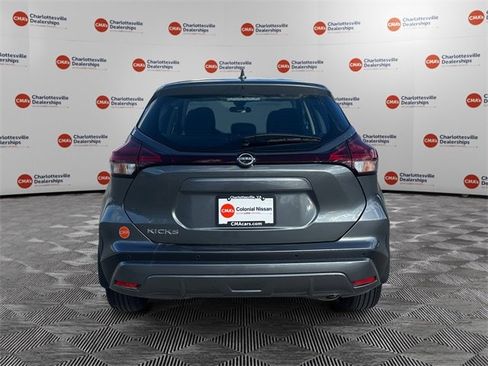 New 2025 Nissan Kicks Play S image 4