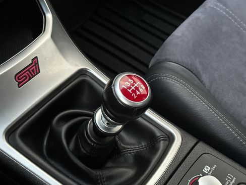 Used 2009 Subaru Impreza WRX STI image 33