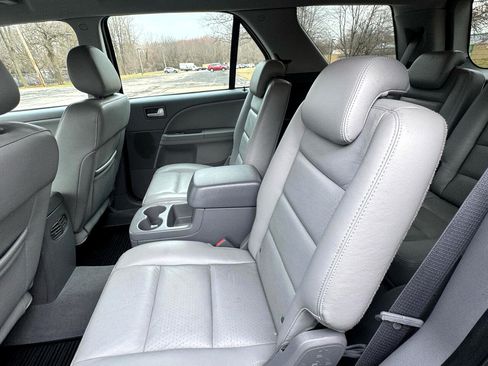 Used 2006 Ford Freestyle SEL image 36