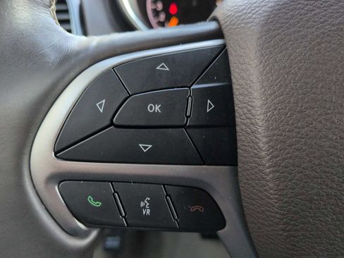 Used 2020 Jeep Grand Cherokee Overland image 26