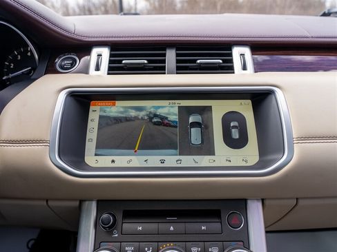 Used 2017 Land Rover Range Rover Evoque Autobiography AWD/4WD image 32