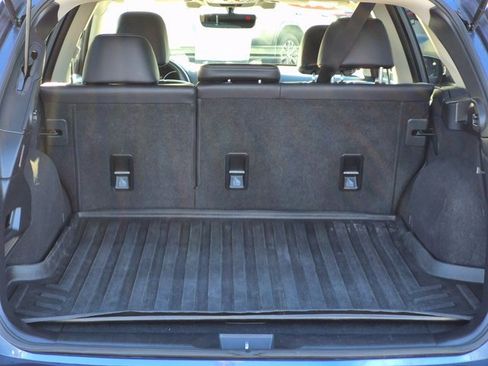 Used 2017 Subaru Outback 2.5i Limited image 6