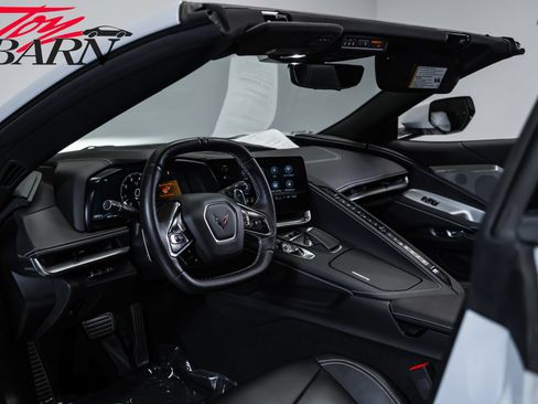Used 2022 Chevrolet Corvette Stingray Preferred Cpe w/ Z51 Performance Package RWD image 47