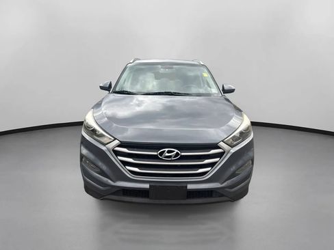 Used 2017 Hyundai Tucson SE image 3