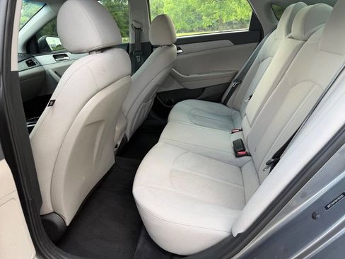 Used 2019 Hyundai Sonata SE FWD image 9