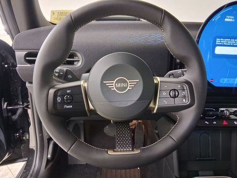 New 2026 MINI Cooper 2-Door Hardtop FWD image 13