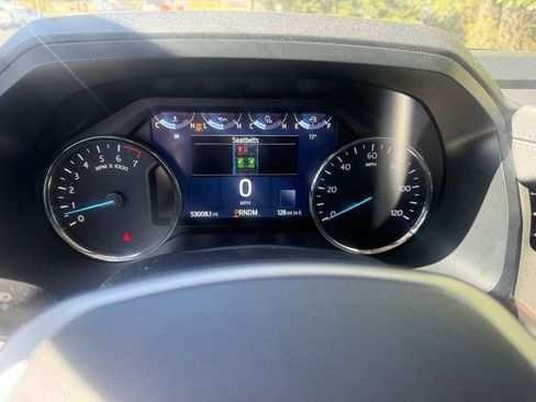 Used 2023 Ford Expedition XLT image 22