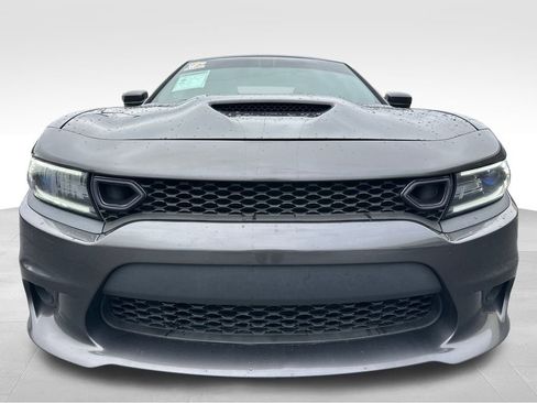 Used 2018 Dodge Charger R/T w/ Navigation & Travel Group image 10