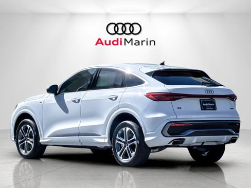 Used 2025 Audi Q5 Premium AWD/4WD image 3