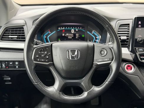 Used 2023 Honda Odyssey EX-L image 17