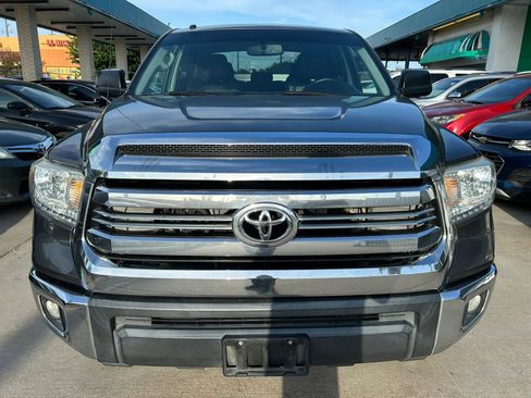 Used 2016 Toyota Tundra SR5 w/ SR5 Upgrade Package RWD image 8