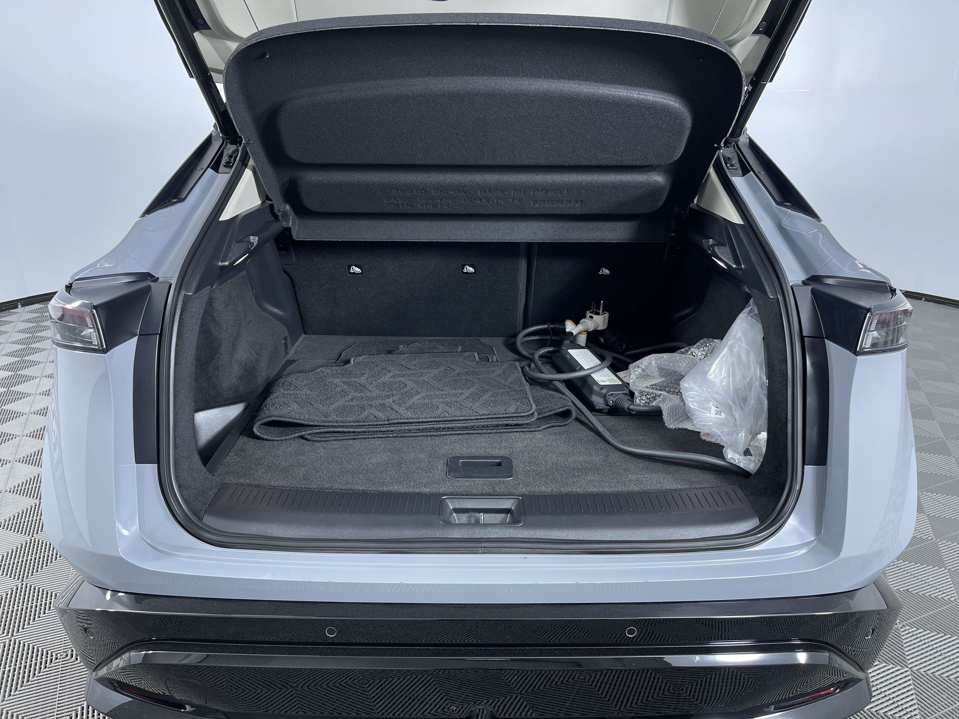 Certified 2024 Nissan Ariya AWD image 25