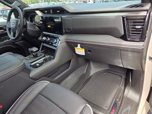 New 2026 GMC Sierra 1500 AT4X AWD/4WD image 17