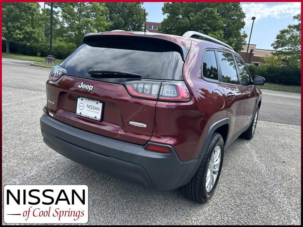 Used 2021 Jeep Cherokee Latitude AWD/4WD image 7