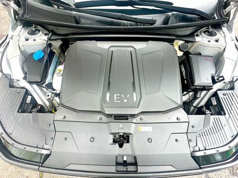 New 2026 Hyundai Ioniq 5 Limited image 18