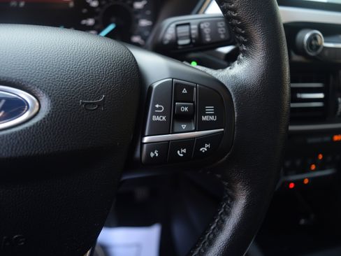 Used 2020 Ford Escape SEL image 6