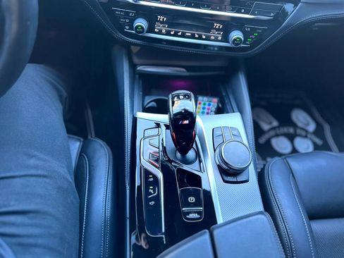 Used 2022 BMW M5 w/ Competition Package image 10