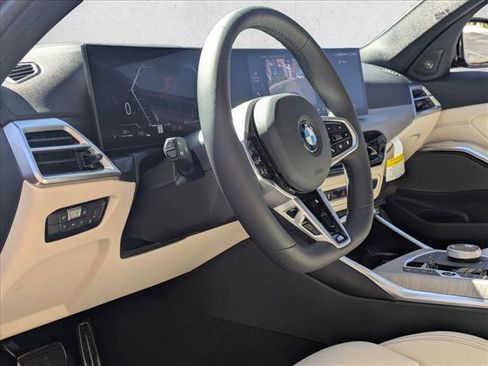 Used 2026 BMW 330i Sedan w/ M Sport Package image 9
