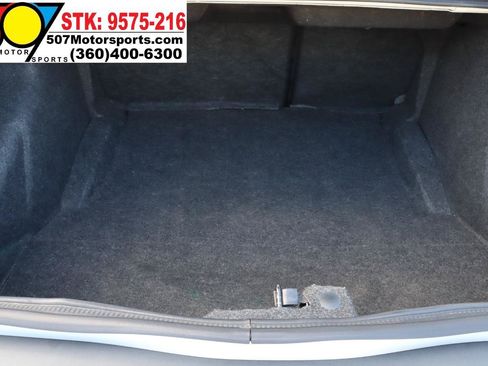 Used 2012 Dodge Challenger SXT Plus RWD image 15