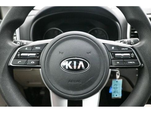 Used 2020 Kia Sportage LX w/ LX Popular Package image 11