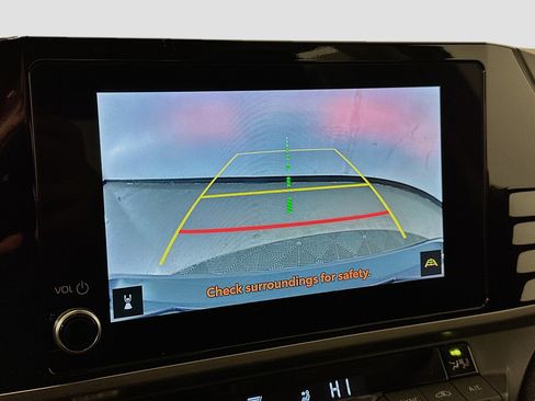 Used 2025 Toyota Camry LE image 23