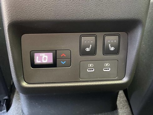 New 2026 Nissan Rogue Platinum AWD/4WD image 17