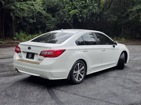 Used 2017 Subaru Legacy 2.5i Limited AWD/4WD image 5