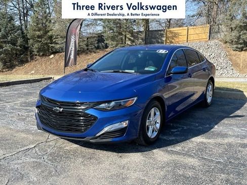 Used 2023 Chevrolet Malibu LS w/ Driver Confidence Package image 1