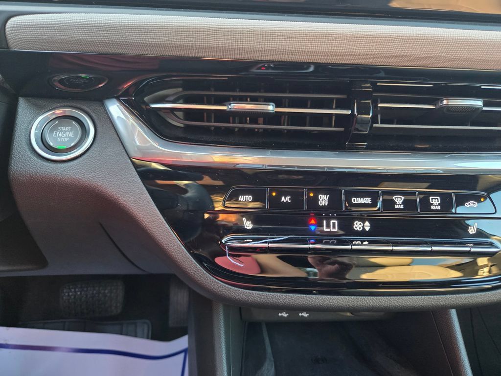 Used 2026 Buick Envista Avenir FWD image 41