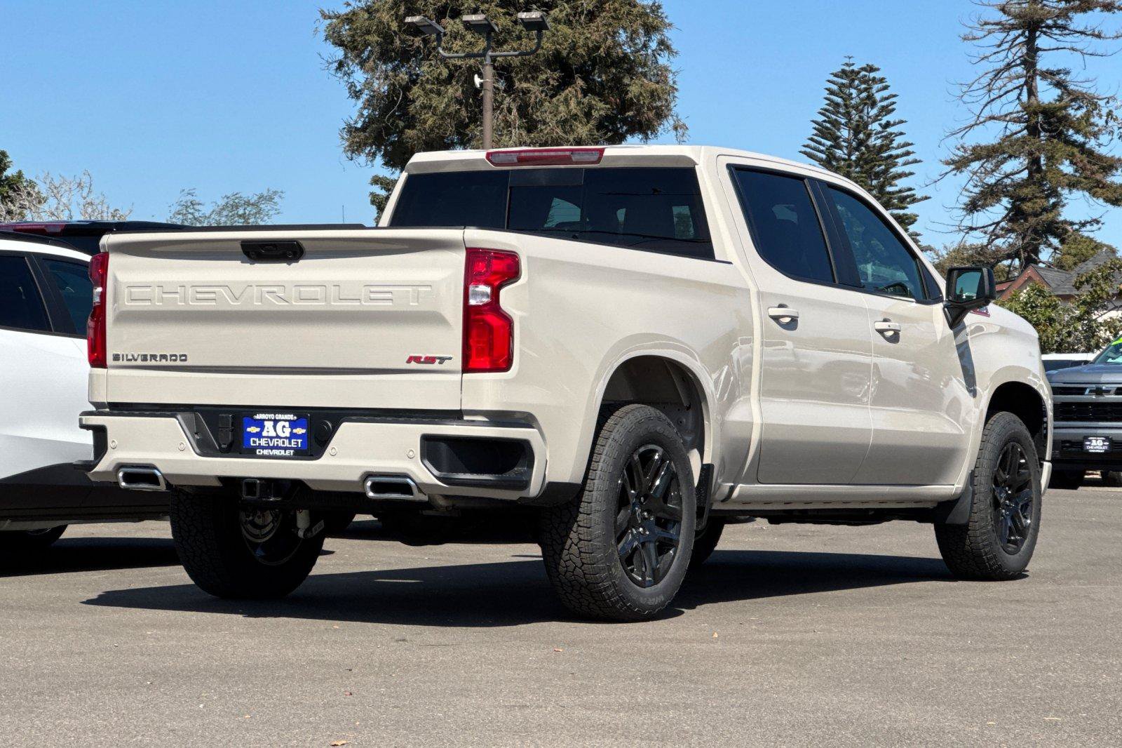 New 2026 Chevrolet Silverado 1500 RST w/ Safety Package AWD/4WD image 6