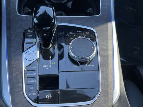 Used 2023 BMW X5 xDrive40i w/ Premium Package image 13