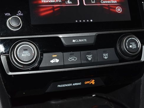 Used 2021 Honda Civic Sport image 11