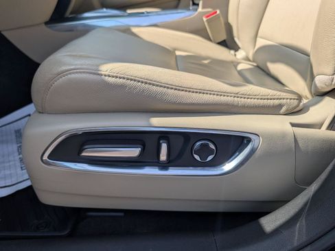 Used 2020 Acura MDX SH-AWD image 8
