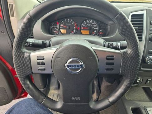 Used 2012 Nissan Frontier SV w/ SV Premium Utility Pkg image 14