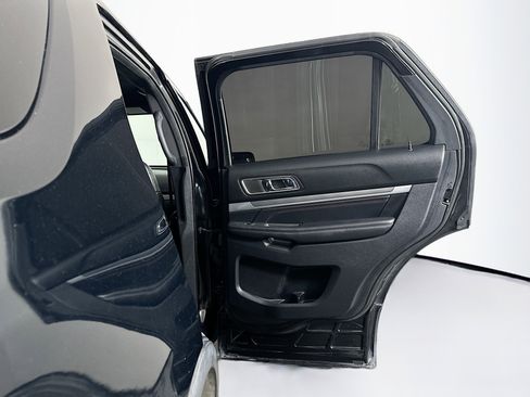 Used 2018 Ford Explorer Sport w/ Equipment Group 401A AWD/4WD image 32