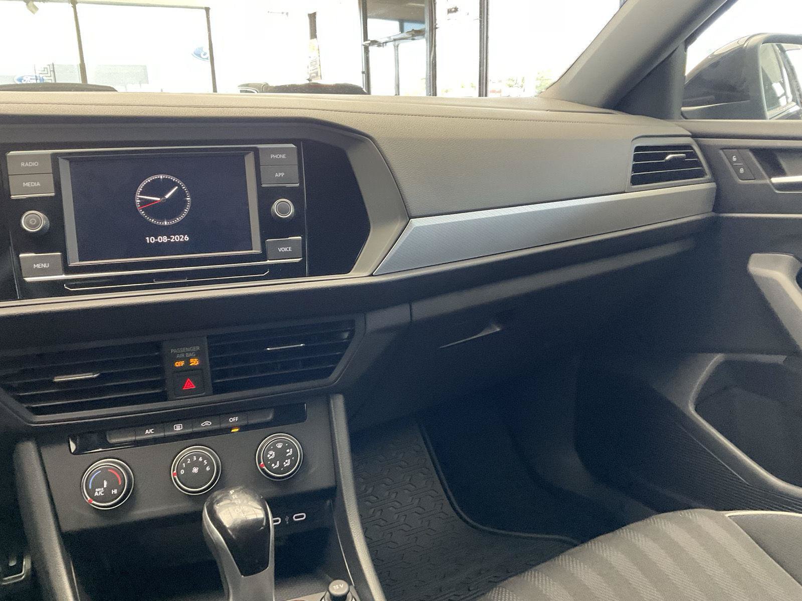 Used 2023 Volkswagen Jetta Sport FWD image 17