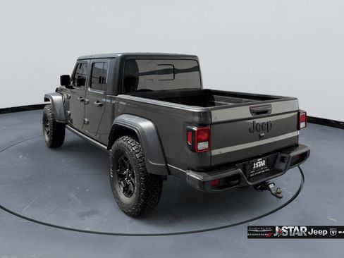 Used 2023 Jeep Gladiator Sport AWD/4WD image 6