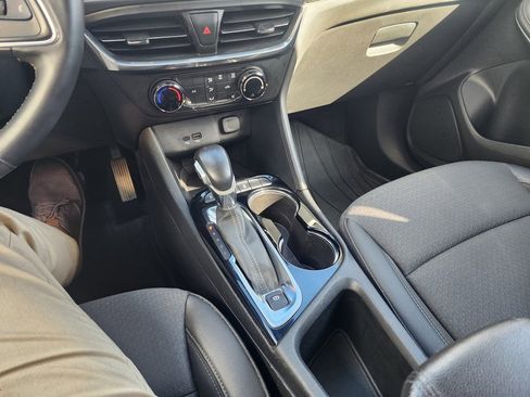 Used 2024 Buick Encore GX Preferred w/ Comfort Package image 41