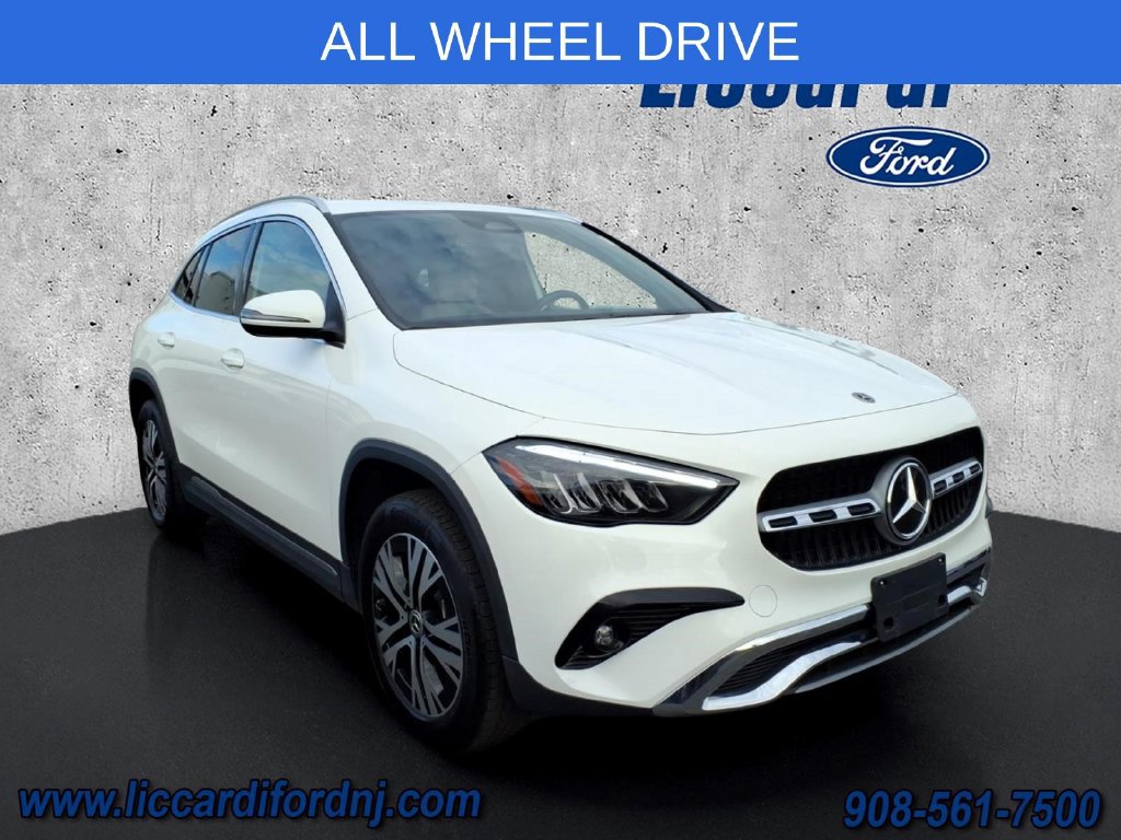 Used 2025 Mercedes-Benz GLA 250 4MATIC image 1